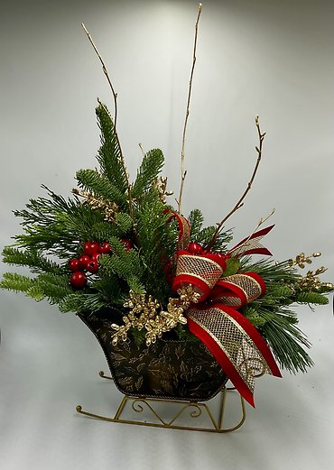 Golden Sleighride Centerpiece
