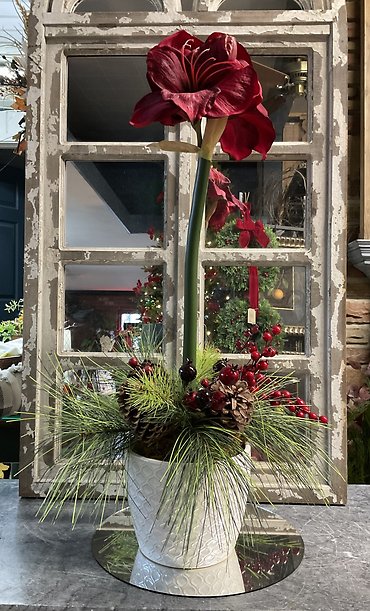 SILK Christmas Arrangement