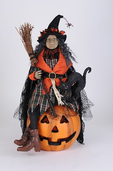 Karen Didion Lighted Ida Witch