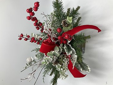 SILK Christmas Arrangement
